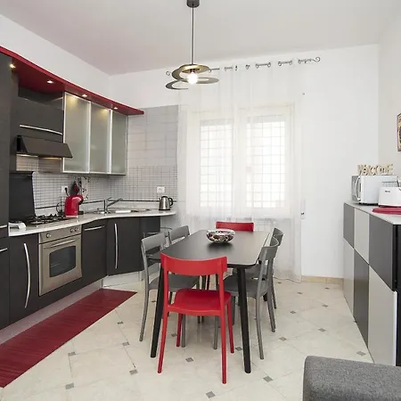 Apartment Cosy 5 Minutes From St Peter