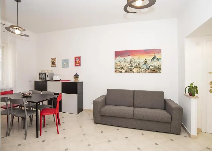 Cosy 5 Minutes From St Peter Rome